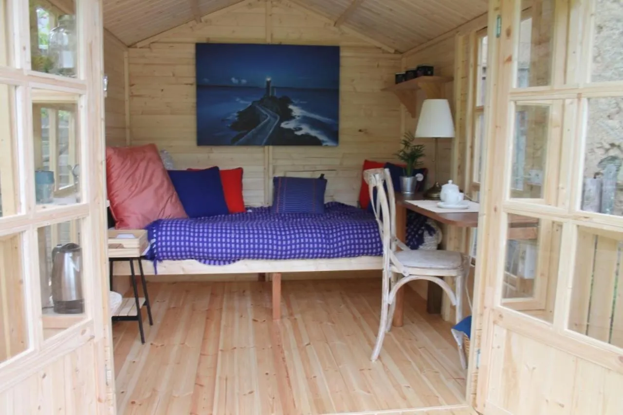 La Cabine Du Capitaine 4M² - Sdb Partagee Exterieure Chavagne Chalet